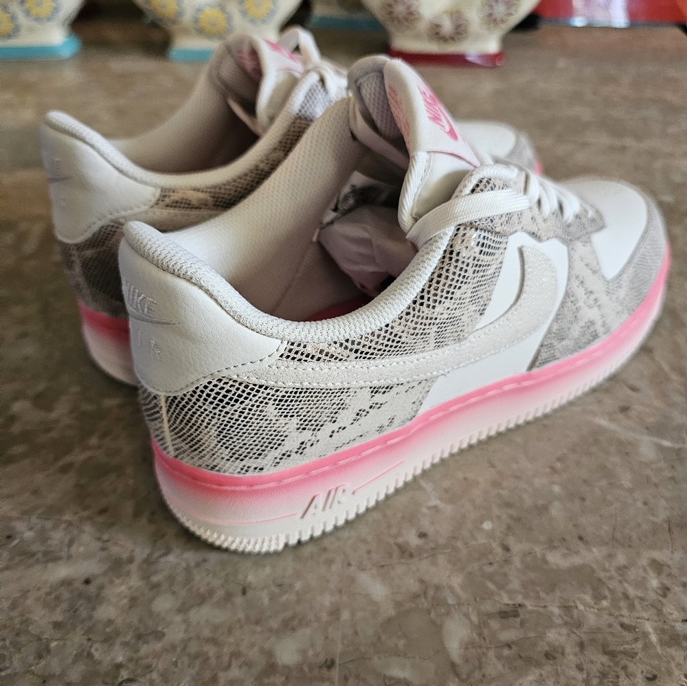 Nike air force 1 low our Force 1 snakeskin shoespink #DV1031-030 women size 10.5 - Picture 5 of 13